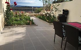The Big Terrace Apartment